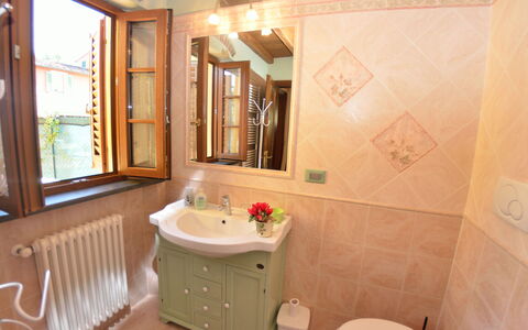 La Capannella: Salle De Bains, Propriété, Pièce, Design Intérieur, Bâtiment, Maison, Immobilier, Meubles, Baignoire, Domicile