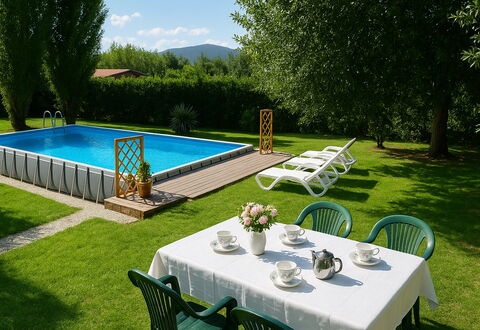 Villa Elisa: Piscine, Jardin, Ombre, Mobilier De Jardin, Loisir, Pelouse, Eco Hôtel, Arrière-Cour, Cour, Aménagement Paysager