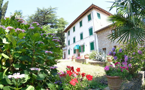 Villa Il Borghetto: Fleur, Propriété, Plante, Maison, Jardin, Botanique, Bâtiment, Immobilier, Domicile, Printemps