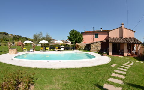 Al Vecchio Pozzo: Propriété, Piscine, Maison, Immobilier, Domicile, Bâtiment, Biens, Villa, Herbe, Zone Résidentielle