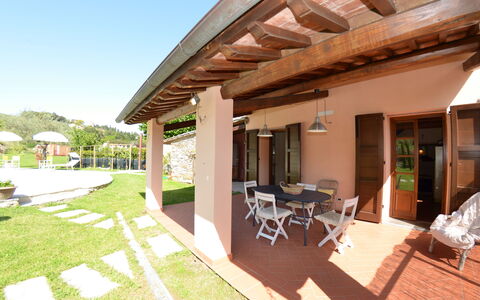 Al Vecchio Pozzo: Propriété, Bâtiment, Maison, Immobilier, Domicile, Pièce, Biens, Porche, Villa, Appartement