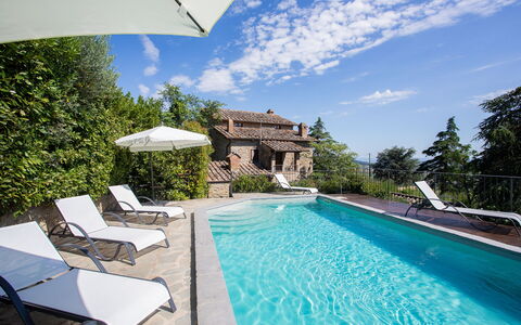 Villa i Cocciai: Piscine, Propriété, Immobilier, Bâtiment, Maison, Vacances, Biens, Villa, Recours, Loisir