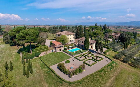 Luna Di Cortona: Jardin, Villa, Haie