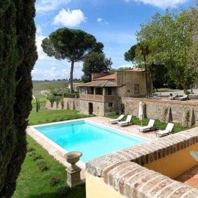 Luna Di Cortona: Propriété, Bâtiment, Piscine, Maison, Biens, Immobilier, Villa, Domicile, Hacienda, Appartement