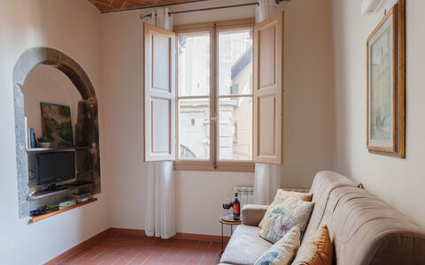 Marlene House: Propriété, Fenêtre, Bâtiment, Cadre, Bleu Azur, Bois, Confort, Design Intérieur, Architecture