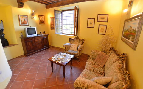 Aurora: Pièce, Propriété, Bâtiment, Design Intérieur, Meubles, Salon, Maison, Immobilier, Sol, Plafond