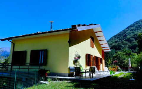 Ai Cuori: Maison, Chalet, Zone Rurale, Domicile, Station De Montagne, Chaîne De Montagnes, Ferme, Village, Porche, Vallée