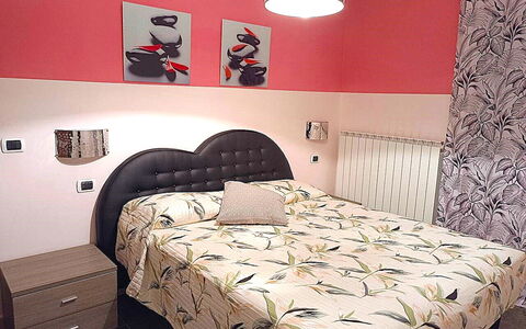 Ai Cuori: Chambre, Meubles, Drap De Lit, Lit, Design Intérieur, Literie, Textile, Linge, Sol, Sol