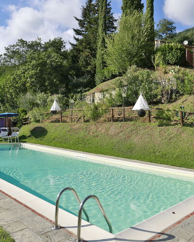 Borgo Antico Marina: Piscine, Propriété, Herbe, Immobilier, Loisir, Maison, Biens, Arrière-Cour, Bâtiment, Villa