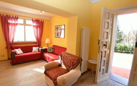 Borgo Di Zacco: Pièce, Meubles, Propriété, Salon, Design Intérieur, Sol, Maison, Bâtiment, Immobilier, Mur