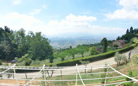 Villa Orchidea: Station De Montagne, Zone Rurale, Ciel, Montagne, La Photographie, Arbre, Paysage, Route, Colline, Rue