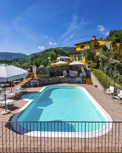 Villa Solaria: Piscine, Propriété, Recours, Immobilier, Biens, Bâtiment, Vacances, Ville Resort, Maison, Loisir