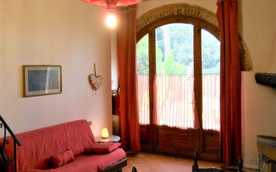 Margherita: Pièce, Propriété, Meubles, Design Intérieur, Bâtiment, Salon, Maison, Architecture, Plafond, Éclairage