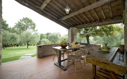 Broccolo: Propriété, Bâtiment, Immobilier, Maison, Biens, Pièce, Domicile, Patio, Porche, Arrière-Cour