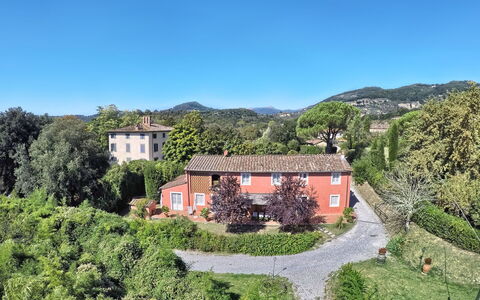 Casa Rosa: Propriété, Paysage Naturel, Maison, Immobilier, Village De Montagne, Domicile, Bâtiment, Biens, Zone Rurale, Chalet