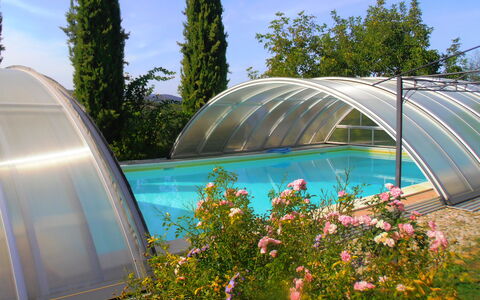 Villa Venanzo: Biome, Botanique, L'Eau, Architecture, Ciel, Communauté Des Plantes, Jardin Botanique, Jardin, Arbre