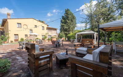 borghigiana-parrino-san-miniato-multiproperty-external
