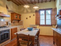 borghigiana-parrino-san-miniato-multiproperty-la-bella-kitchen