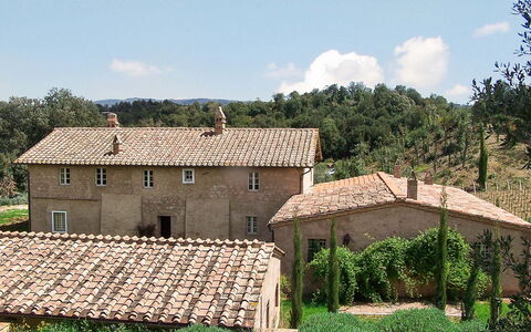 Lavacchio 14: Nuage, Ciel, Bâtiment, Plante, Arbre, Paysage Naturel, Maison, Lot Terre, Chalet, À Déchaumer