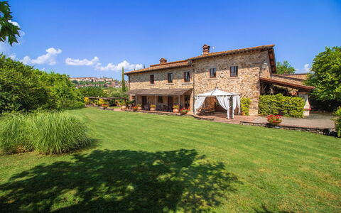 La Boutique del Cardinale: Biens, Chalet, Ferme, Villa, Hacienda, Jardin, Manoir, Aménagement Paysager, Eco Hôtel, Cour