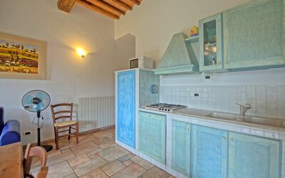 Mulignone 10: Propriété, Pièce, Bâtiment, Maison, Immobilier, Meubles, Sol, Design Intérieur, Cuisine, Domicile