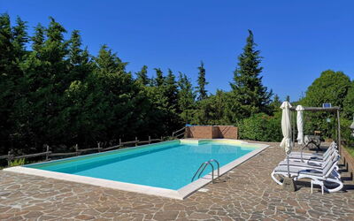 Villa Martina: Piscine, Propriété, Immobilier, Maison, Loisir, Biens, Bâtiment, Villa, Domicile, Vacances
