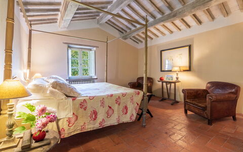 Casa Di Giulio: Meubles, Design Intérieur, Mur, Sol, Sol, Plafond, Bois, Lit, Chambre, Pièce