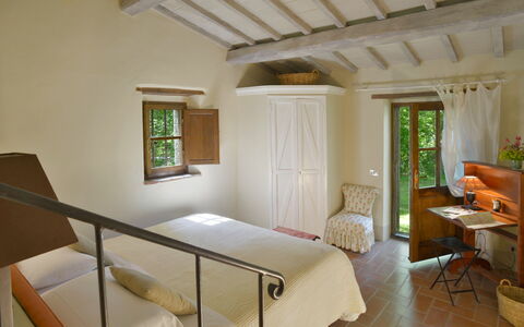 Casa Dell'ambasciatore: Meubles, Mur, Bois, Design Intérieur, Sol, Sol, Plafond, Domicile, Chambre, Lit