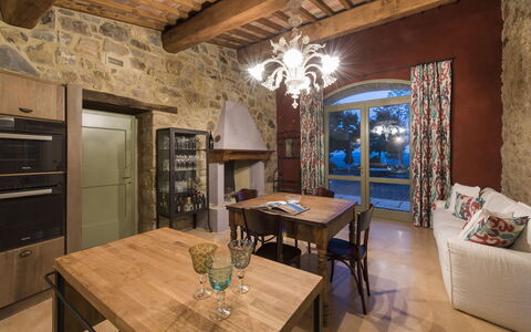 Sequerciani: Propriété, Pièce, Bâtiment, Meubles, Design Intérieur, Immobilier, Plafond, Salle À Manger, Sol, Domicile