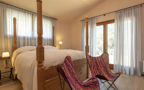 Sequerciani: Chambre, Pièce, Meubles, Lit, Propriété, Design Intérieur, Suite, Rideau, Cadre De Lit, Bâtiment