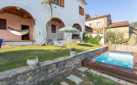 Casa Alice: Propriété, Bâtiment, Maison, Immobilier, Piscine, Zone Résidentielle, Villa, Biens, Hacienda, Arrière-Cour