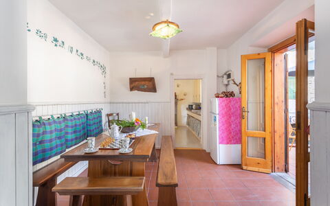 Casa Alice: Propriété, Pièce, Bâtiment, Meubles, Design Intérieur, Maison, Sol, Plafond, Immobilier, Salle À Manger