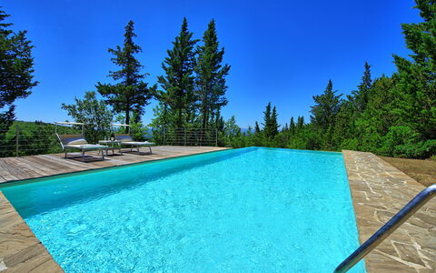 Casa Fioraie: Piscine, Propriété, Immobilier, Loisir, Biens, Maison, Villa, Rectangle, Vacances, Domicile