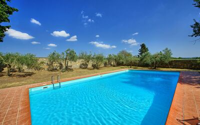 Tenuta Bibbiano: Piscine, Propriété, Immobilier, Loisir, Vacances, Biens, Ciel, Maison, Recours, Arbre