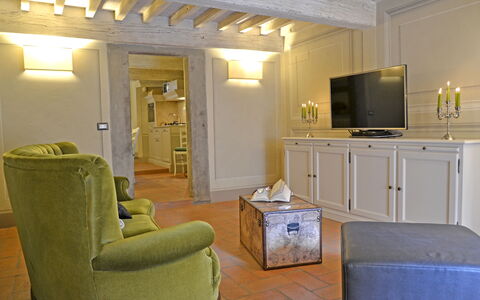 Appartamento Tommasi Fierli: Pièce, Propriété, Meubles, Design Intérieur, Bâtiment, Salon, Suite, Plafond, Sol, Maison