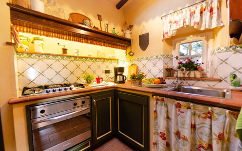 La Casa Del Sole: Propriété, Pièce, Comptoir, Cuisine, Bâtiment, Design Intérieur, Meubles, Cabinetry, Maison, Immobilier