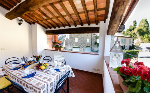 Orto Degli Olivi Proprietà: Propriété, Bâtiment, Pièce, Maison, Immobilier, Meubles, Porche, Domicile, Design Intérieur, Table