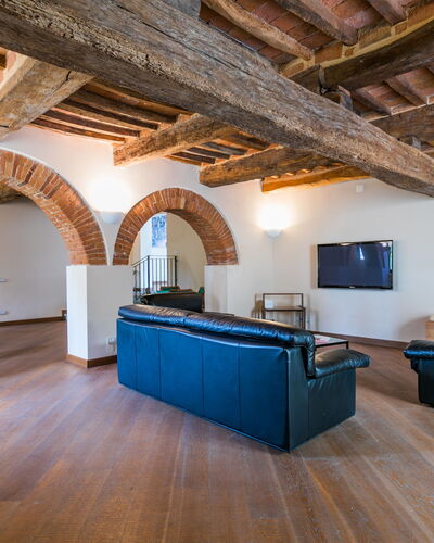 Villa la Guardia Vecchia 100.2