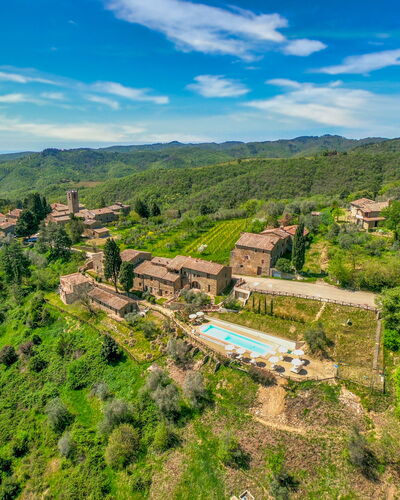 Borgo San Vincenti: Nuage, Plante, Ciel, Vert, Montagne, Bleu Azur, Paysage Naturel, Arbre, Végétation, Plaine