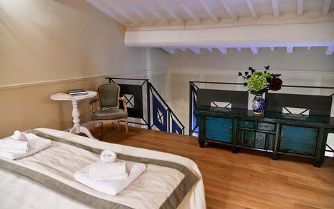 Appartamenti Troise: Meubles, Propriété, Confort, Bâtiment, Bois, Design Intérieur, Architecture, Cabinetry, Sol, Plante D'Appartement