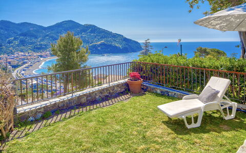 Marlà - Levanto: L'Eau, Ciel, Plante, Propriété, Meubles, Fleur, Bleu Azur, La Nature, Bleu, Montagne