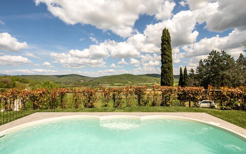 Valdambra Villa: Paysage, Piscine, Jardin, Aménagement Paysager, Eco Hôtel, Hacienda, Ferme, Villa, Cour