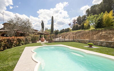 Valdambra Villa: Piscine, Recours, Thermes, Eco Hôtel, Biens, Hacienda, Jardin, Loisir, Arrière-Cour, Aménagement Paysager