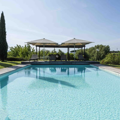 Casina Dell'acquaborra: Bleu, L'Eau, Piscine, Ombre, Mobilier De Jardin, Recours, Eco Hôtel, Aménagement Paysager, Réflexion, Miroir D'Eau