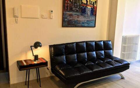 La Terrazza Di Todi: Cadre, Meubles, Canapé, Propriété, Table, Confort, Bois, Design Intérieur, Salon, Canapé-Lit