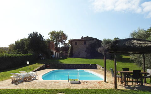San Lorenzo: Plante, Ciel, L'Eau, Bâtiment, Nuage, La Nature, Arbre, Piscine, Lot Terre, Rectangle