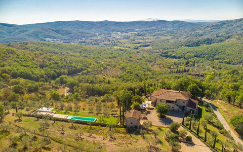 Villa Dorothea: Ciel, Plante, Communauté Des Plantes, Montagne, Paysage Naturel, Montagnes, Lot Terre, Arbre, Pente