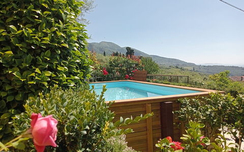 Alla Collina Del Sole: Montagnes Relief, Piscine, Colline, Chaîne De Montagnes, Eco Hôtel, Jardin, Recours, Crête, Arrière-Cour, Aménagement Paysager