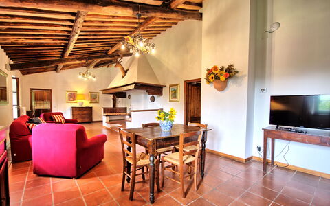 Palazzo Bello: Meubles, Table, Propriété, Chaise, Bois, Éclairage, Design Intérieur, Plante D'Appartement, Architecture, Salon