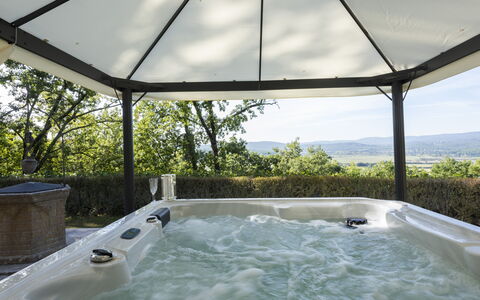 Villa Monteresi: L'Eau, Propriété, Plante, Bâtiment, Ciel, Ombre, Baignoire, Piscine, Architecture, Design Intérieur